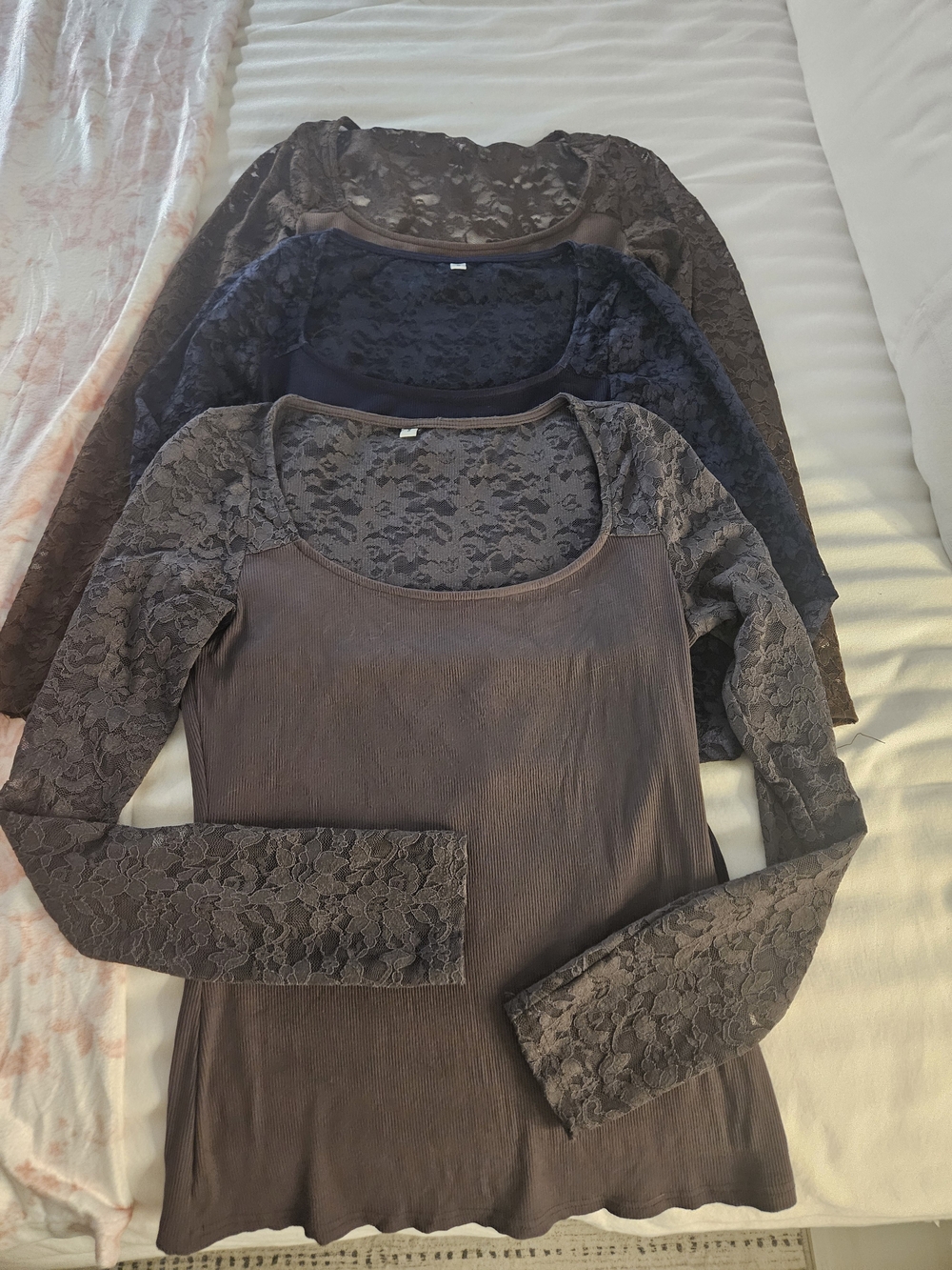 Lace Trim Ribbed Top Bundle - Picture 2 of 7